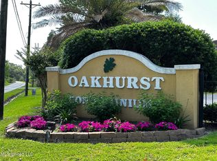3310 Washington Ave APT 1220, Pascagoula, MS 39581