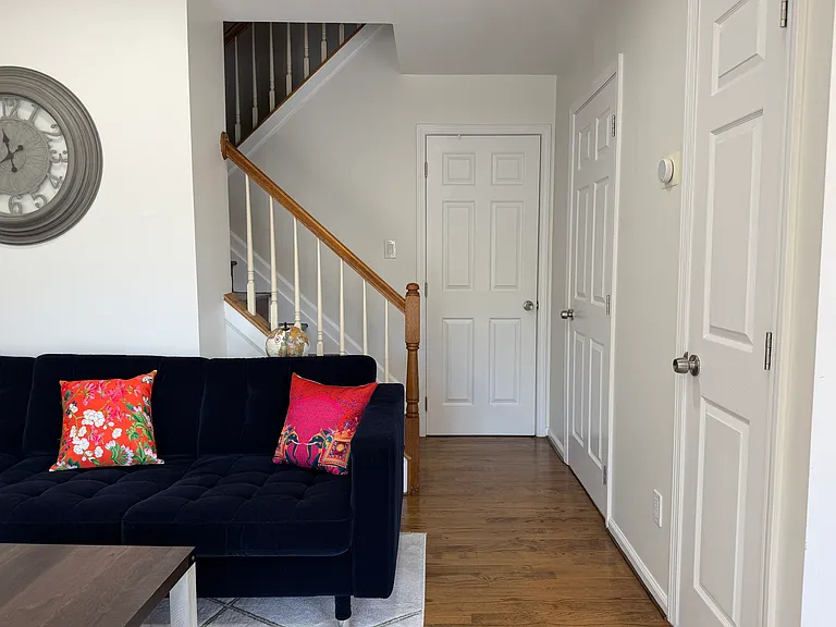 51 Willow St — Photo 13