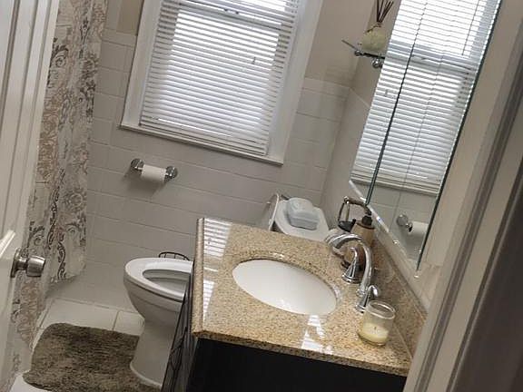 4th image of 20634 Carlysle St