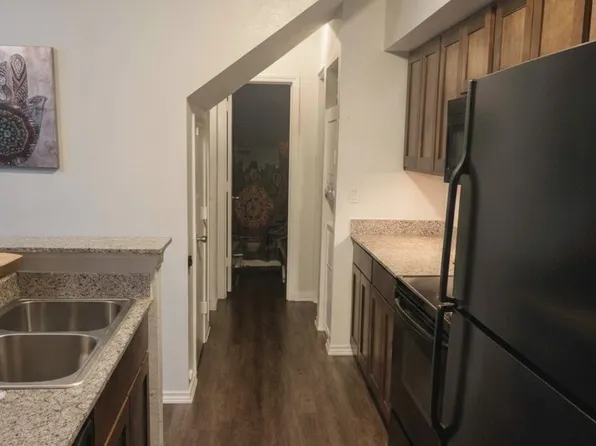 9837 Walnut St APT S204, Dallas, TX 75243