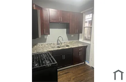 2336 E 70th St #2 Photo 1