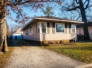 35665 N Grove Ave, Ingleside, IL