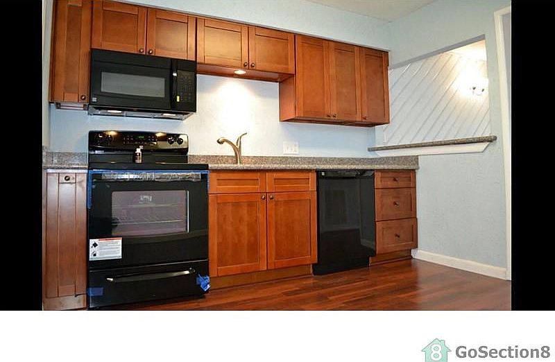 1st image of 1917 52nd St APT 1