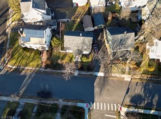 77 Woodside Rd, Maplewood, NJ 07040