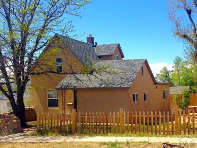 1st image of 815 N La Crosse Ave