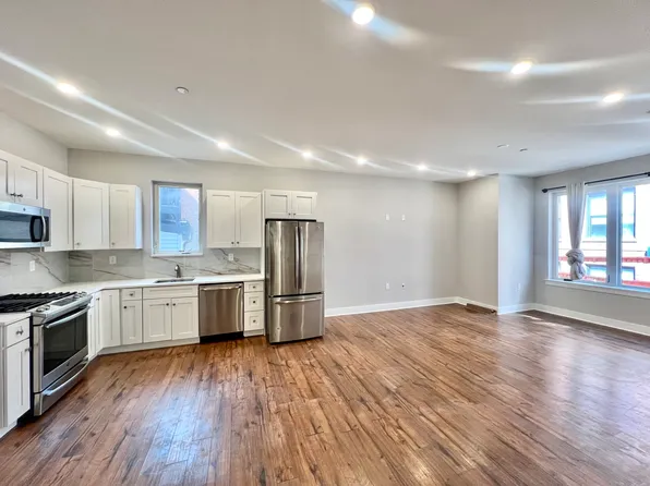 330 Cambridge St #A4, Philadelphia, PA 19123