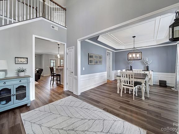 4th image of 3953 Kestrel Ln