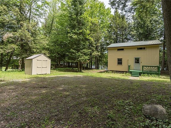 2nd image of 5194 Eagle Dr