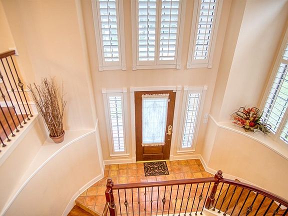 3rd image of 1806 Kingsmill Ln