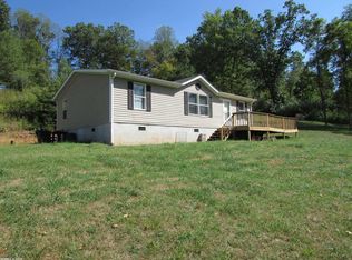 2360 Bethel Church Rd, Hiwassee, VA 24347