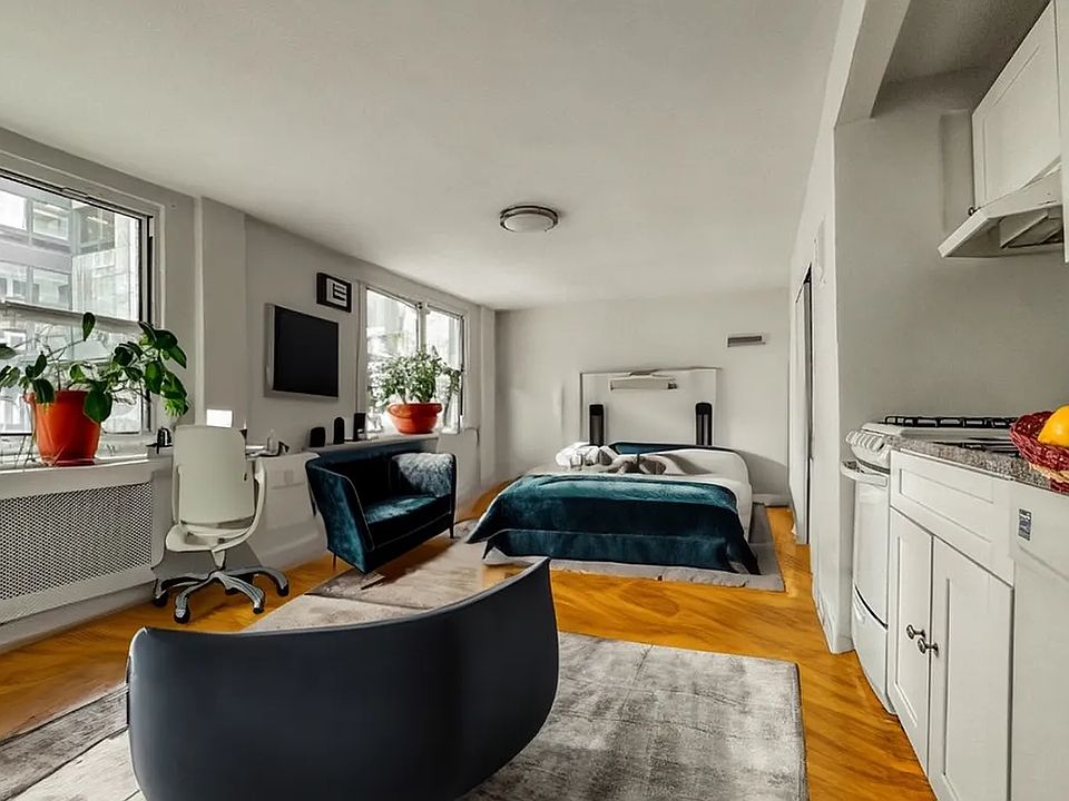 1st image of 260 W 27th St APT 2