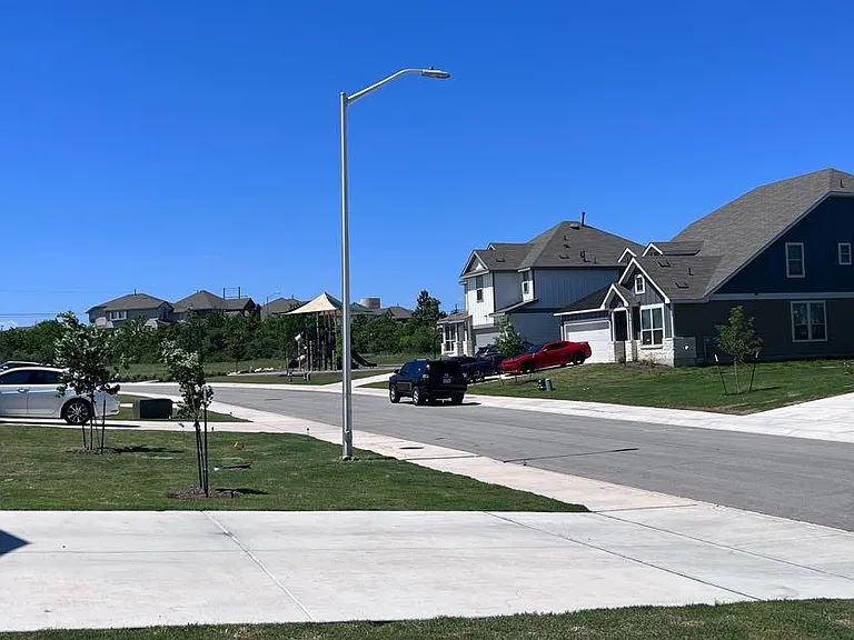 209 Sand Lily Ln — Photo 4