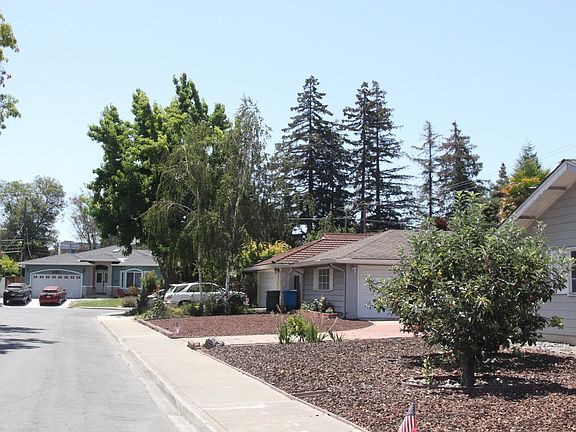 2nd image of 290 Hillsdale Ave