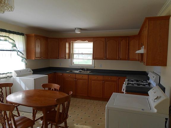 2nd image of 183 Westview Ave