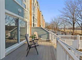 244 Main Sail Ct #29, Detroit, MI 48207