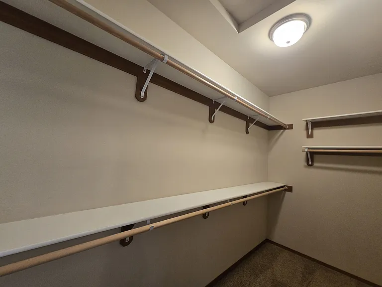 205 E Kristen Ave — Photo 10