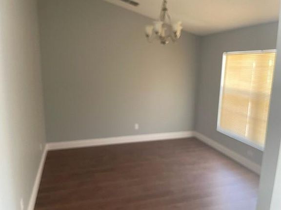 4th image of 1117 Hill Mount Dr