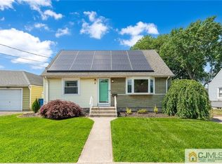 98 Corey St, Fords, NJ 08863