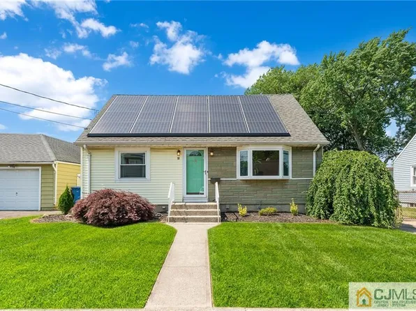 98 Corey St, Fords, NJ 08863