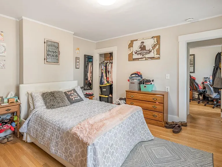 111 Chestnut St #1 — Photo 13