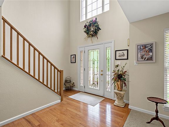 2nd image of 8028 Saddlewood Dr