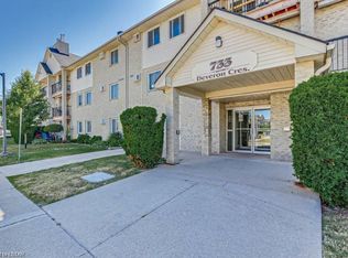 733 Deveron Cres #212, London, ON N5Z 4X7