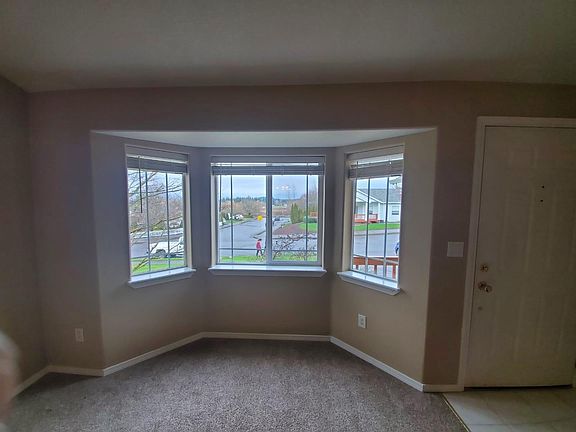 Entrance/Living Room