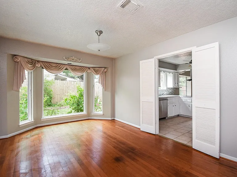 1709 Beaver Springs Ct — Photo 6