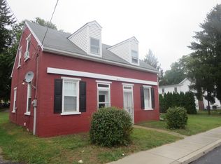 153 W Frederick St, Millersville, PA 17551