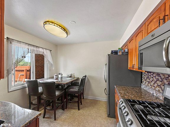 4th image of 4941 Carol St Unit E