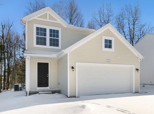 1204 Cedarwood Dr, Greenville, MI 48838