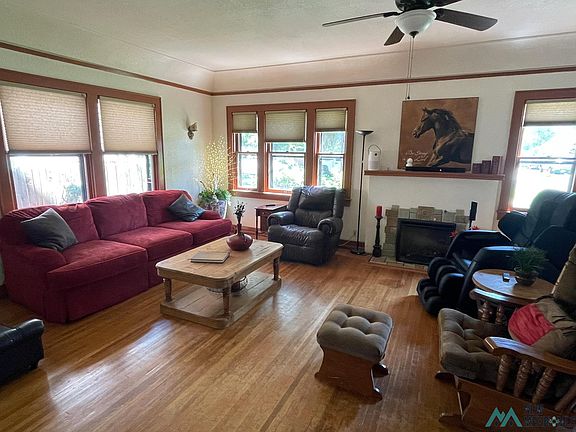 5th image of 202 S Lea Ave
