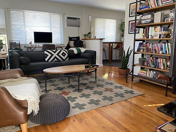 5th image of 4325 Troost Ave #3