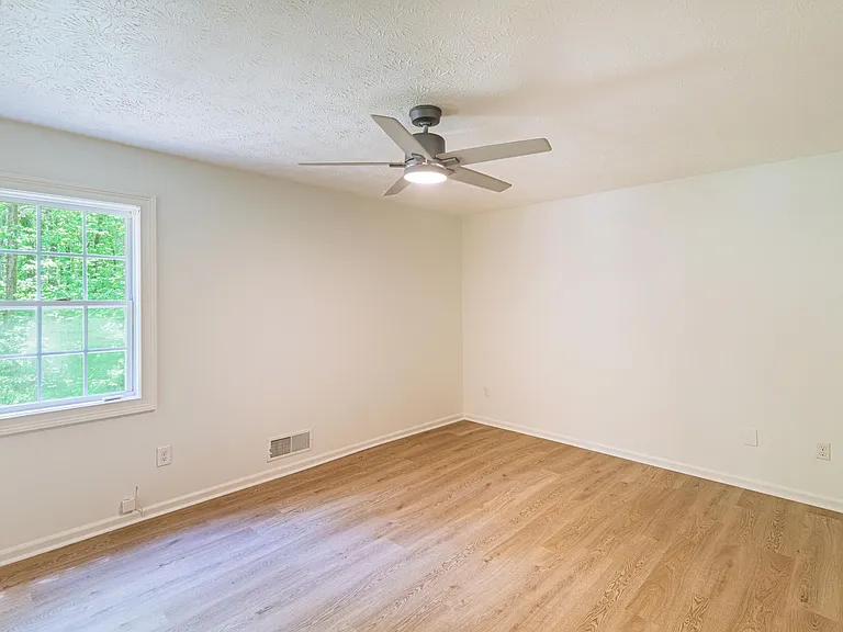 170 N Fayette Ct — Photo 10