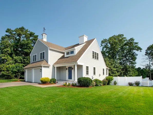81 Meredith Way, Weymouth, MA 02188