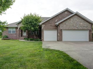 475 Davis Rd, Sparta, MO 65753