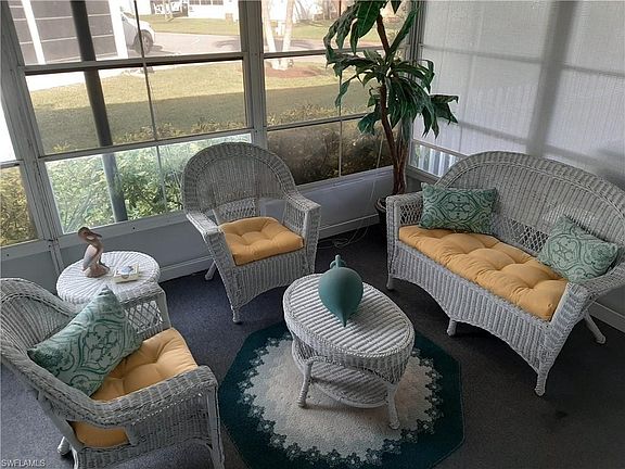 5th image of 236 Robelina Palm Ln #236