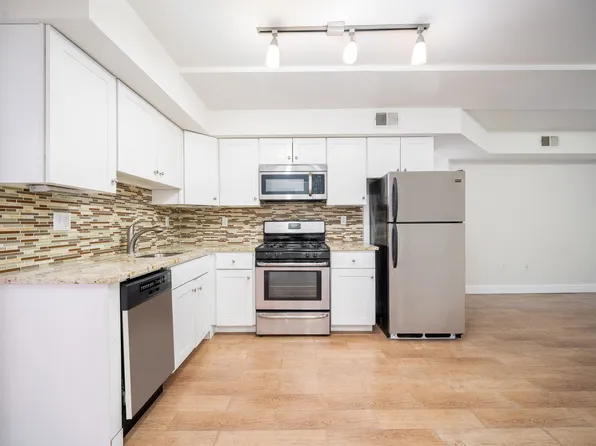 149 Webster Avenue image 21 of 31