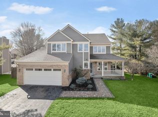 16 Diamond Crest Ct, Baltimore, MD 21209