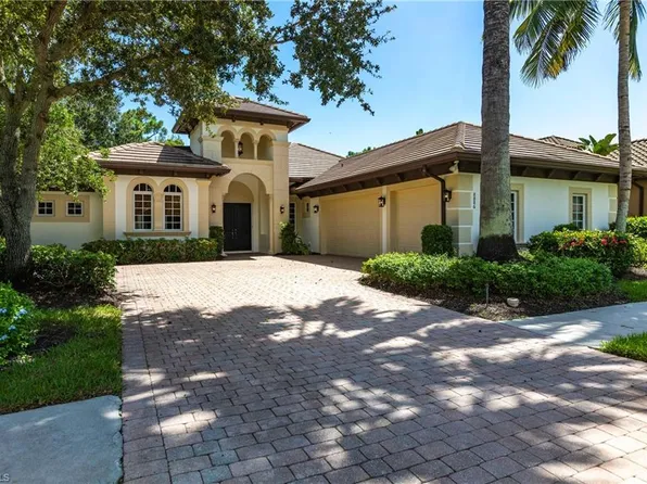8886 Shenendoah CIR, NAPLES, FL 34113