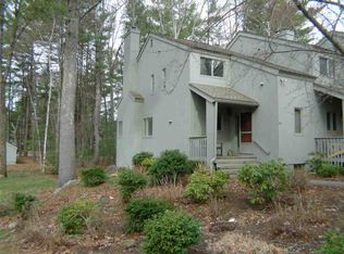 24 Brookside Dr, Stratham, NH 03885