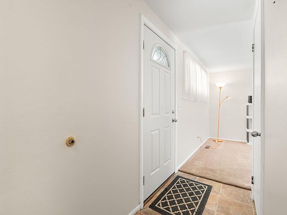 3rd image of 356 Tweedwood Dr