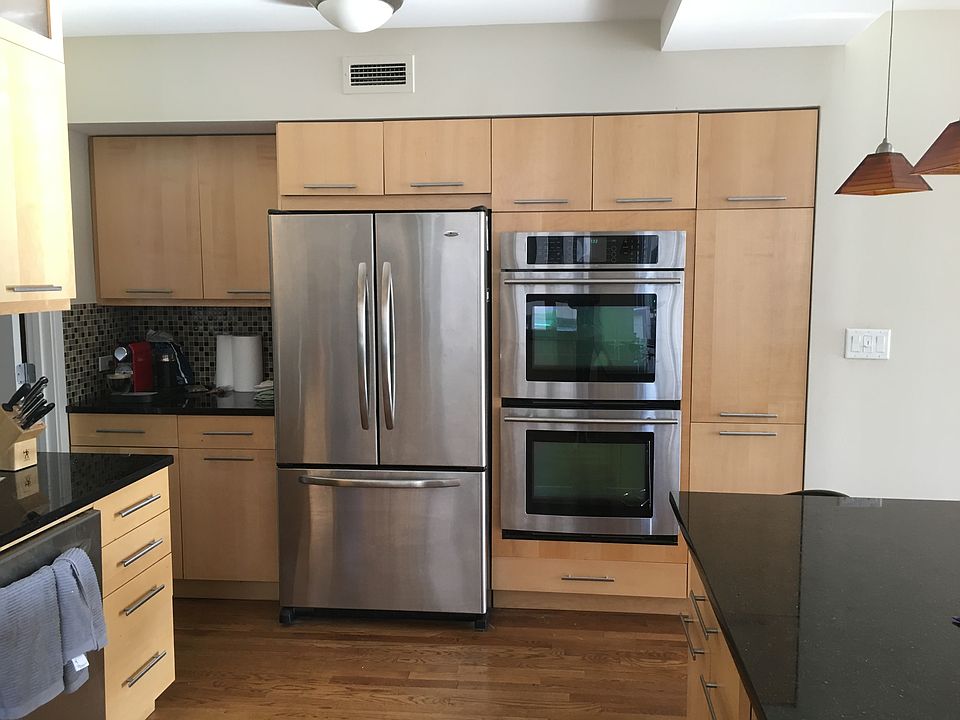 1st image of 1000 N Lake Shore Dr #3B