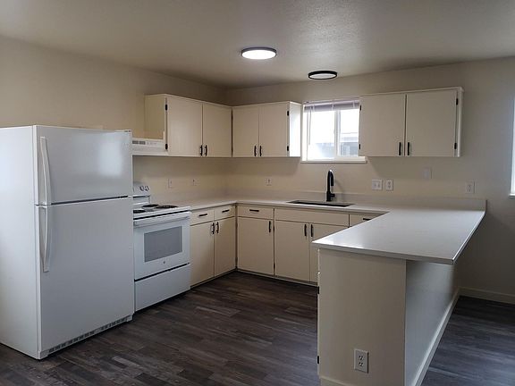 5th image of 744 W 11th St #744.2