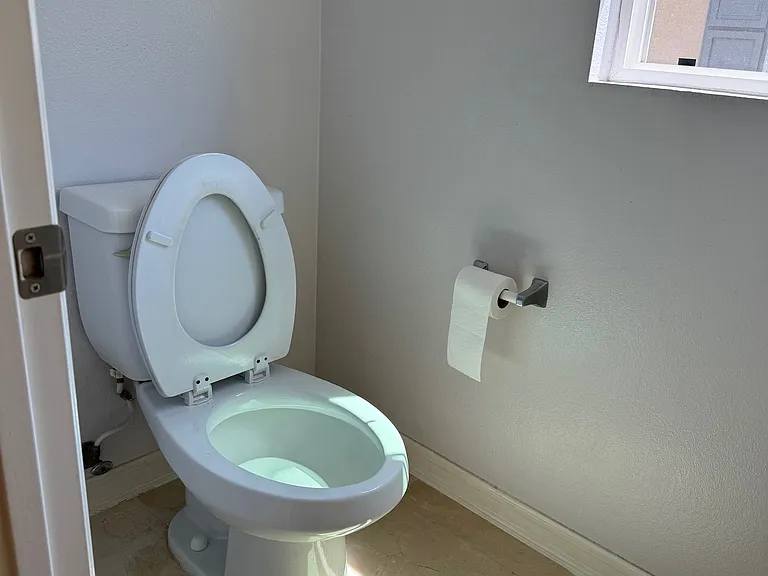 10410 Duxbury Ln #6 — Photo 25