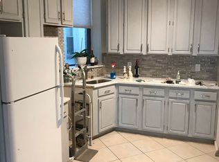 330 68th St #3, Brooklyn, NY 11220