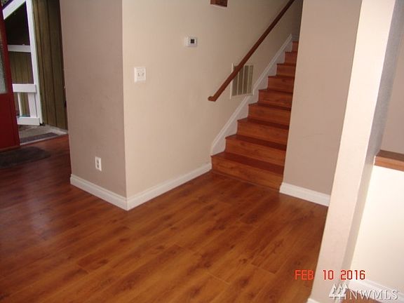 4th image of 1811 Puget Dr E