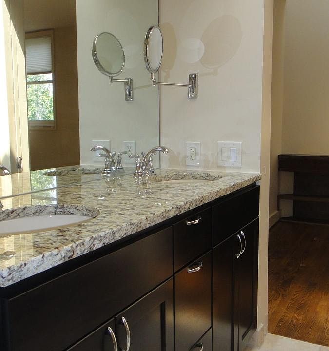 Double sink in Master Bathroom