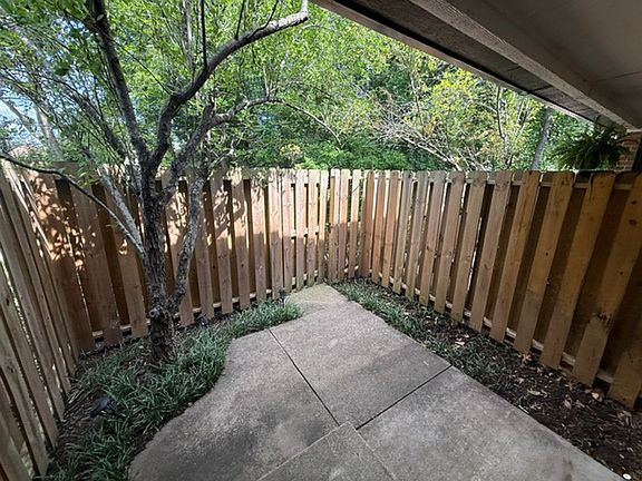 2nd image of 736-788 N Storer Ave #754