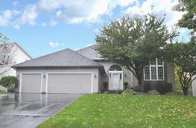 1st image of 9250 Parkside Dr